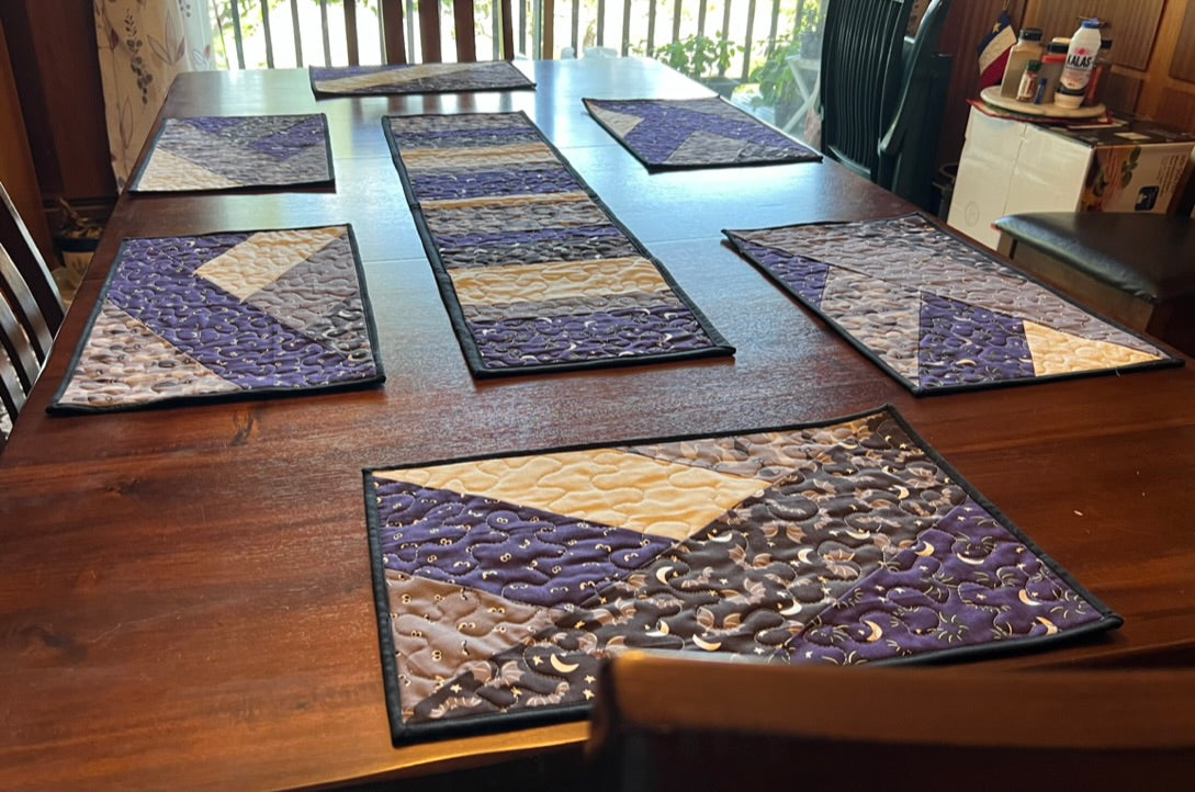 Halloween placemat/table runner set. Made in the Maritimes, this high-quality set will dazzle your table for all spooky guests.